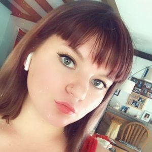 Meet your Posher, Alina